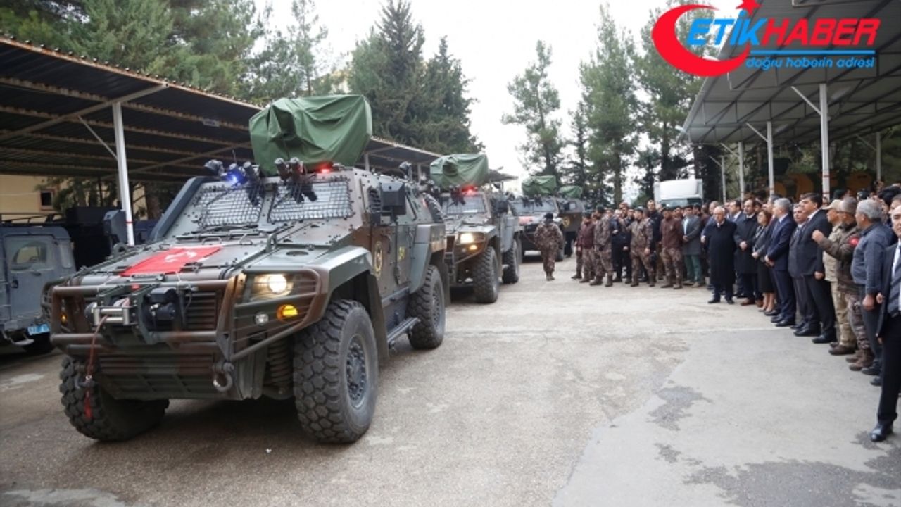 Gaziantep'te özel harekat polisleri dualarla Afrin'e uğurlandı