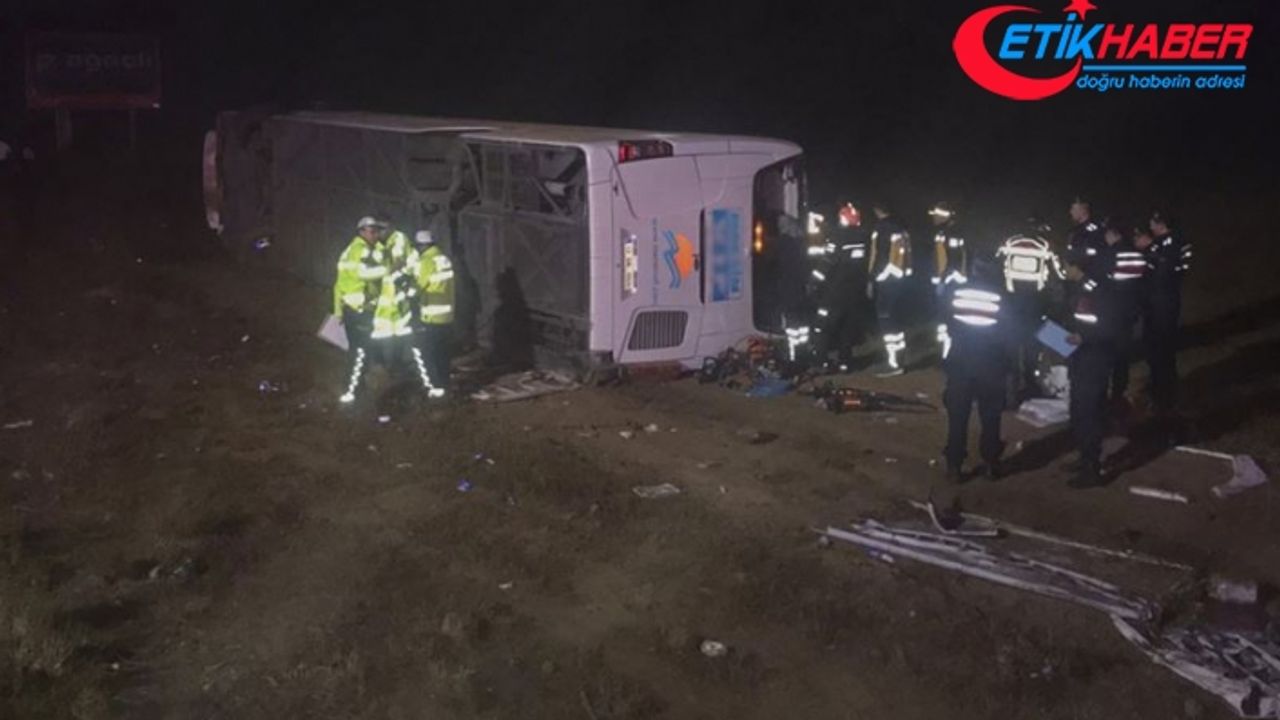Aksaray'da yolcu otobüsü devrildi: 1 ölü, 45 yaralı