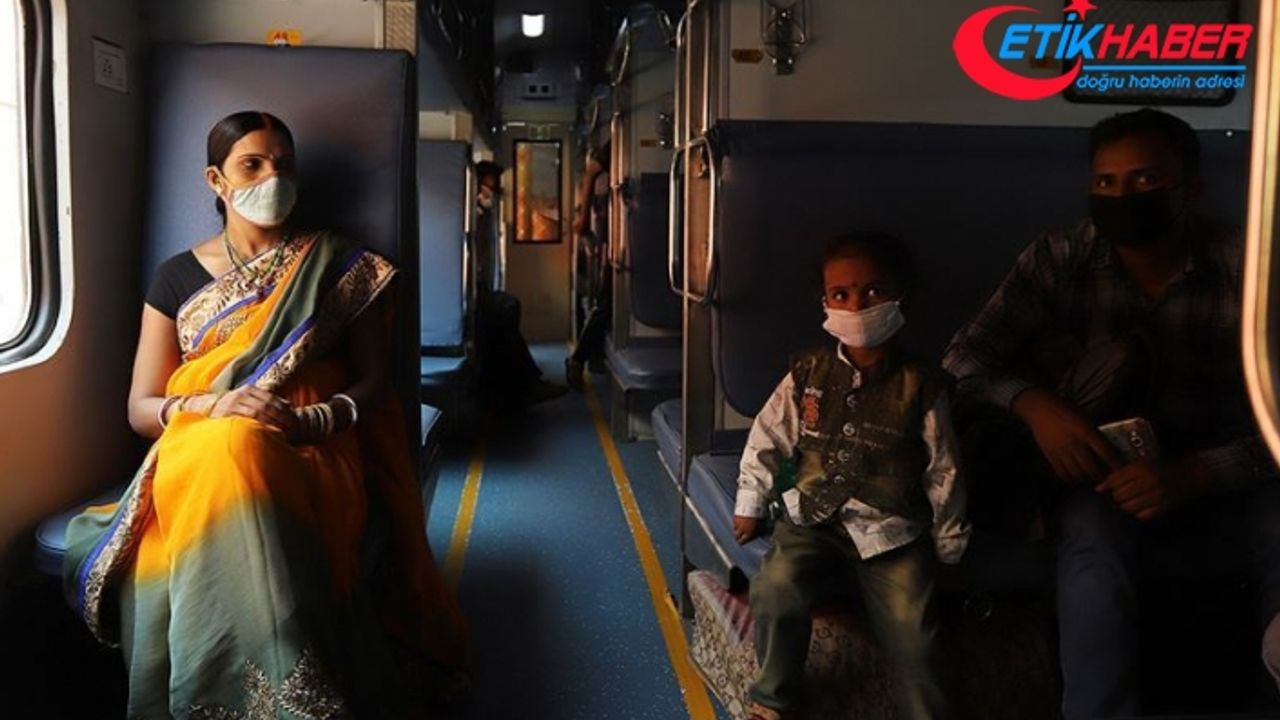 Hindistan'da son 24 saatte koronavirüs nedeniyle 386 kişi hayatını kaybetti