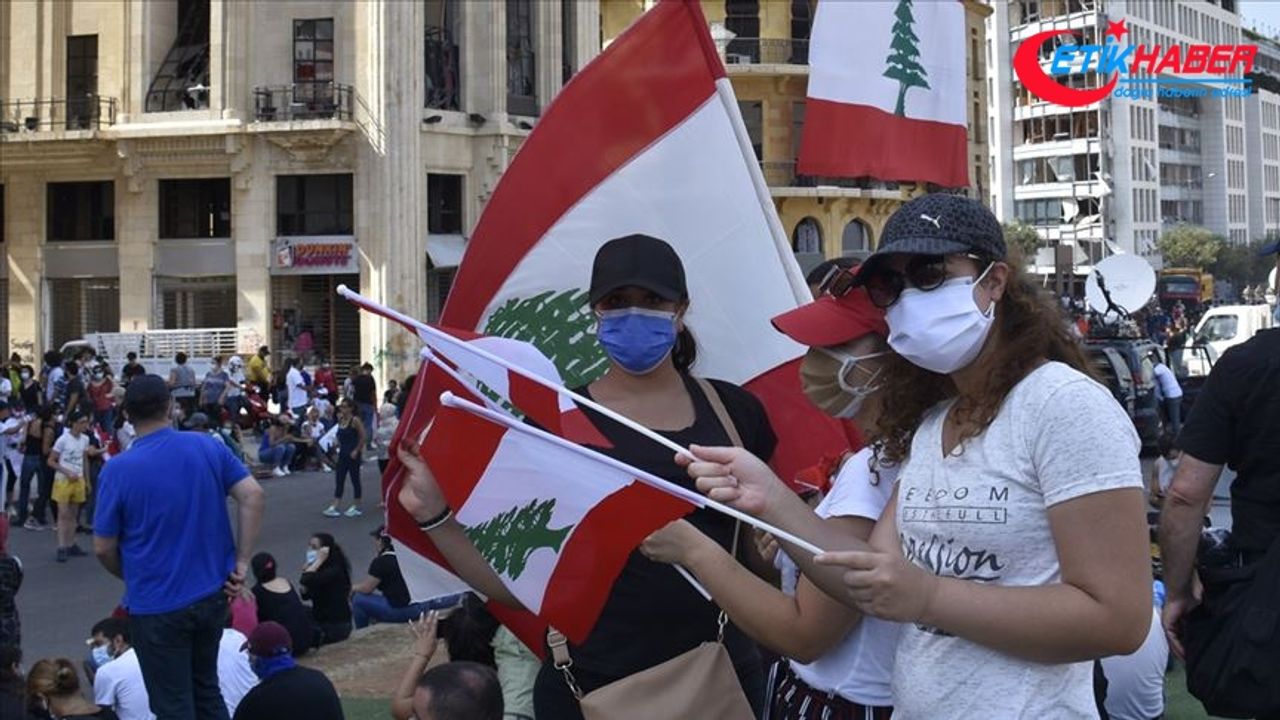 Lübnan'da ağırlaşan yaşam şartları protesto edildi