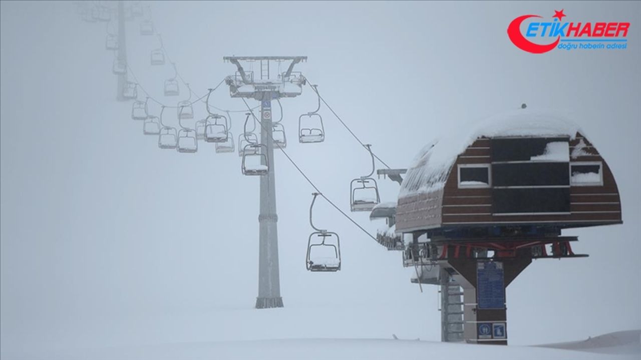 'Akdeniz'in kayak merkezi' bir metreyi aşan kar kalınlığıyla hedef yükseltti