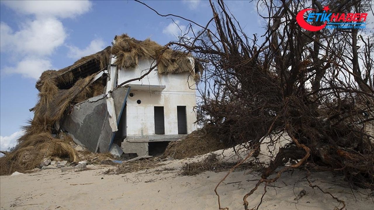Eloise Kasırgası, Mozambik'te yıkıma yol açtı