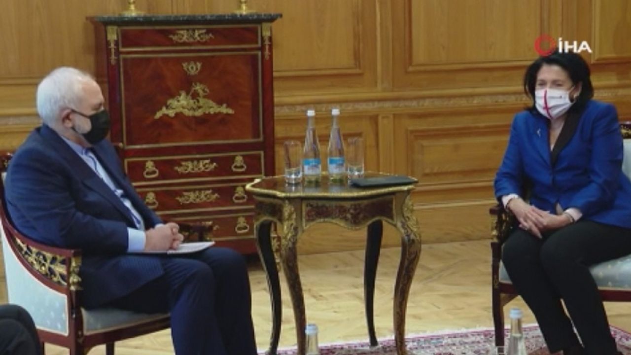 İranlı Bakan Zarif, Gürcistan Cumhurbaşkanı Zurabishvili ile görüştü