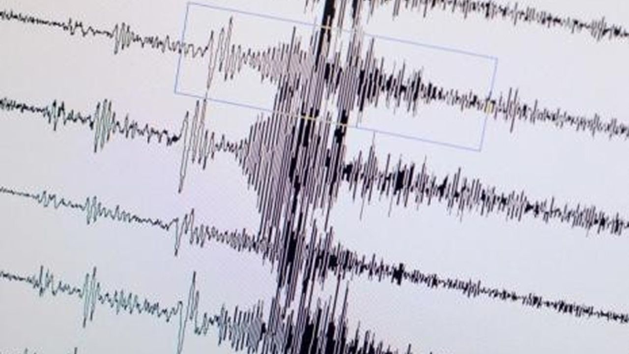 Çin art arda 3 depremle sarsıldı