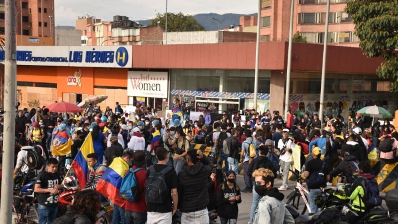 Kolombiya'da hükümet karşıtı protestolar 10. gününde devam ediyor