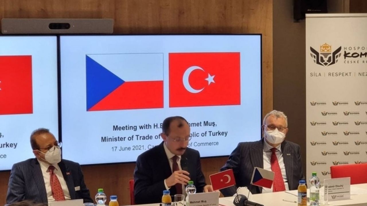 Bakan Muş, Çekya’da özel sektör temsilcileriyle görüştü