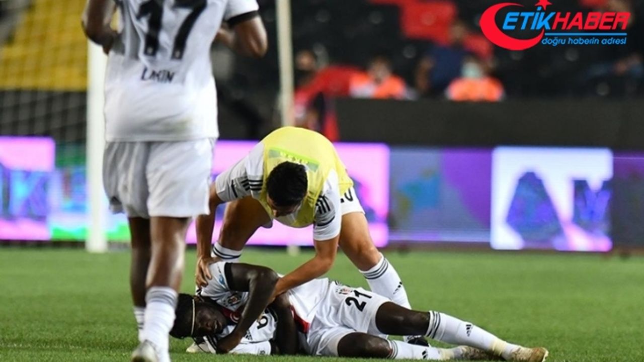 Beşiktaş'tan N'Sakala'nın sağlık durumuna ilişkin açıklama: Oyuncumuzun genel durumu iyi ve bilinci açık