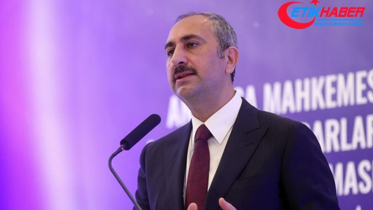 Adalet Bakanı Gül: Herkesin Anayasa Mahkemesi kararlarına uyması hukuk devletinin gereğidir