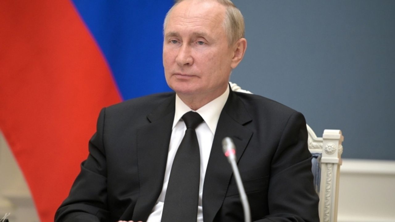 Putin, birkaç gün daha karantinada kalmaya devam edecek