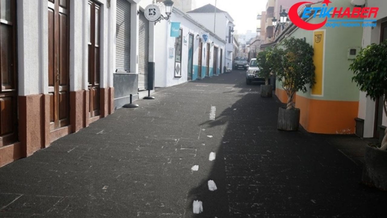 Cumbre Vieja‌ Yanardağı'ndan çıkan küller La Palma Adası'nı kapladı