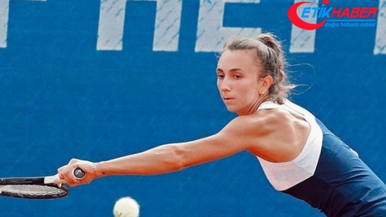 Milli tenisçi İpek Öz, İspanya'da ikinci oldu