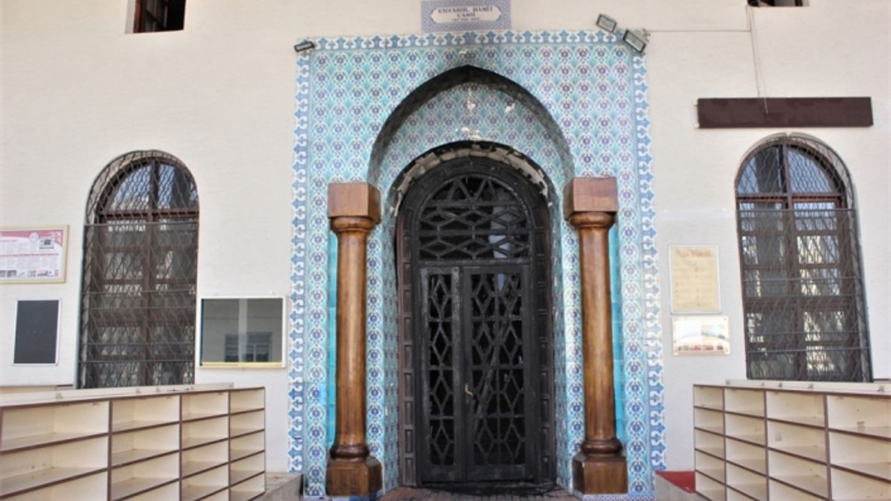 Osmaniye'de Enverül Hamit Camisi'nde yangın çıktı