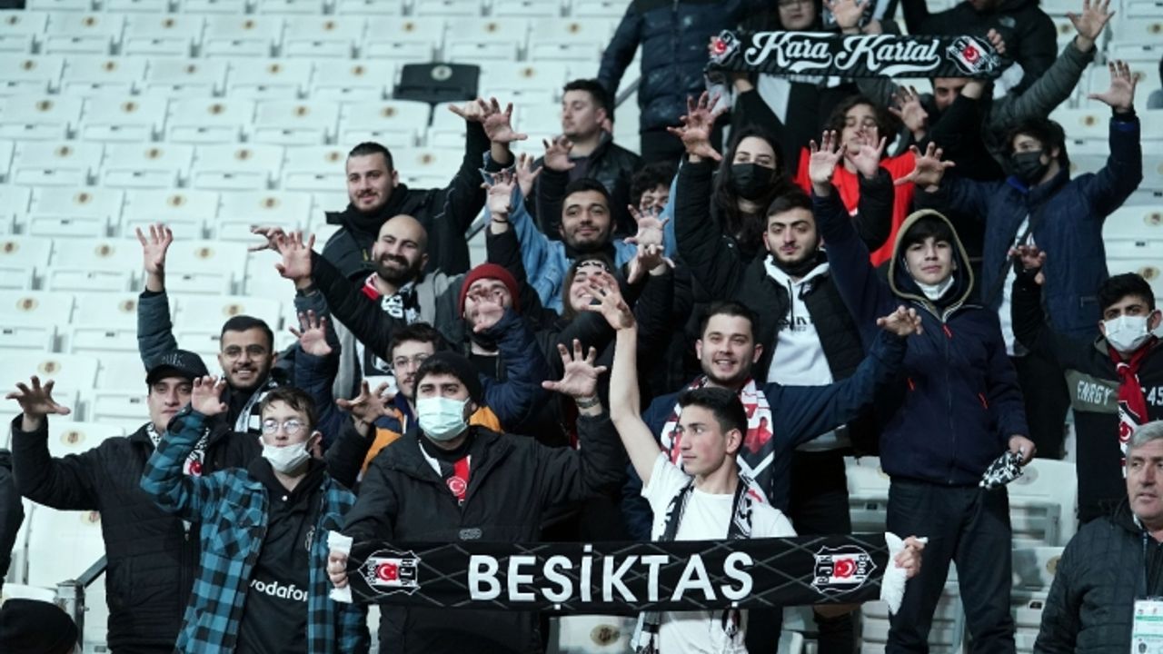 Beşiktaş taraftarından takıma tepki