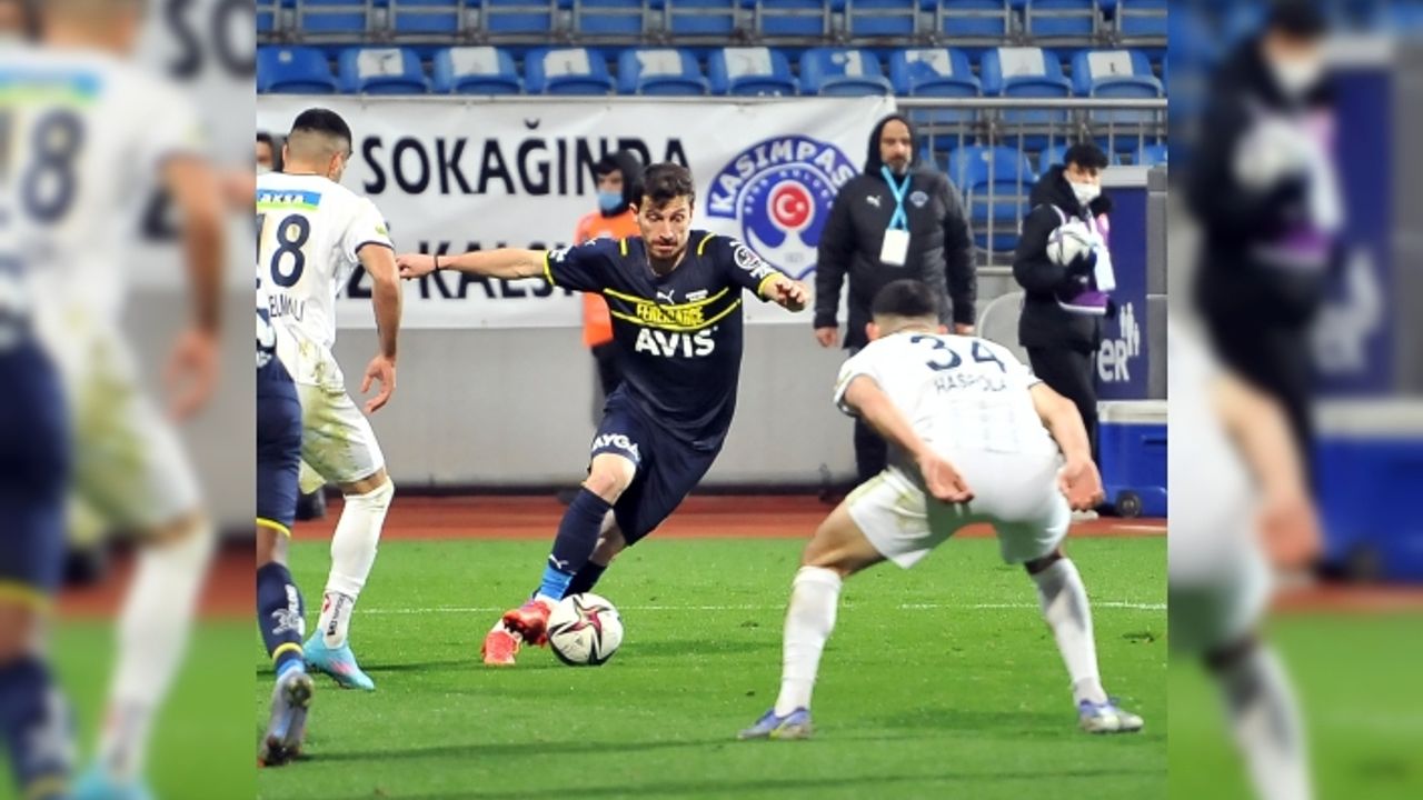 Fenerbahçe, üst üste 12 deplasman maçında da gol yedi