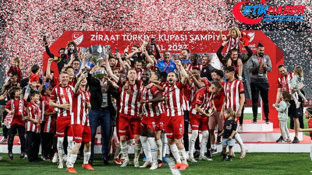 Sivasspor'da 6 futbolcunun sözleşmesi sona erecek