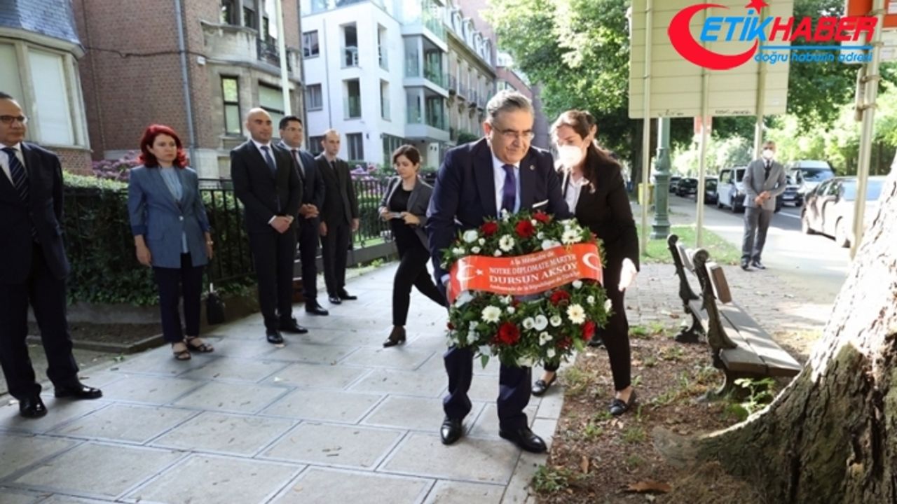 Belçika'da şehit edilen Türk diplomat Dursun Aksoy anıldı