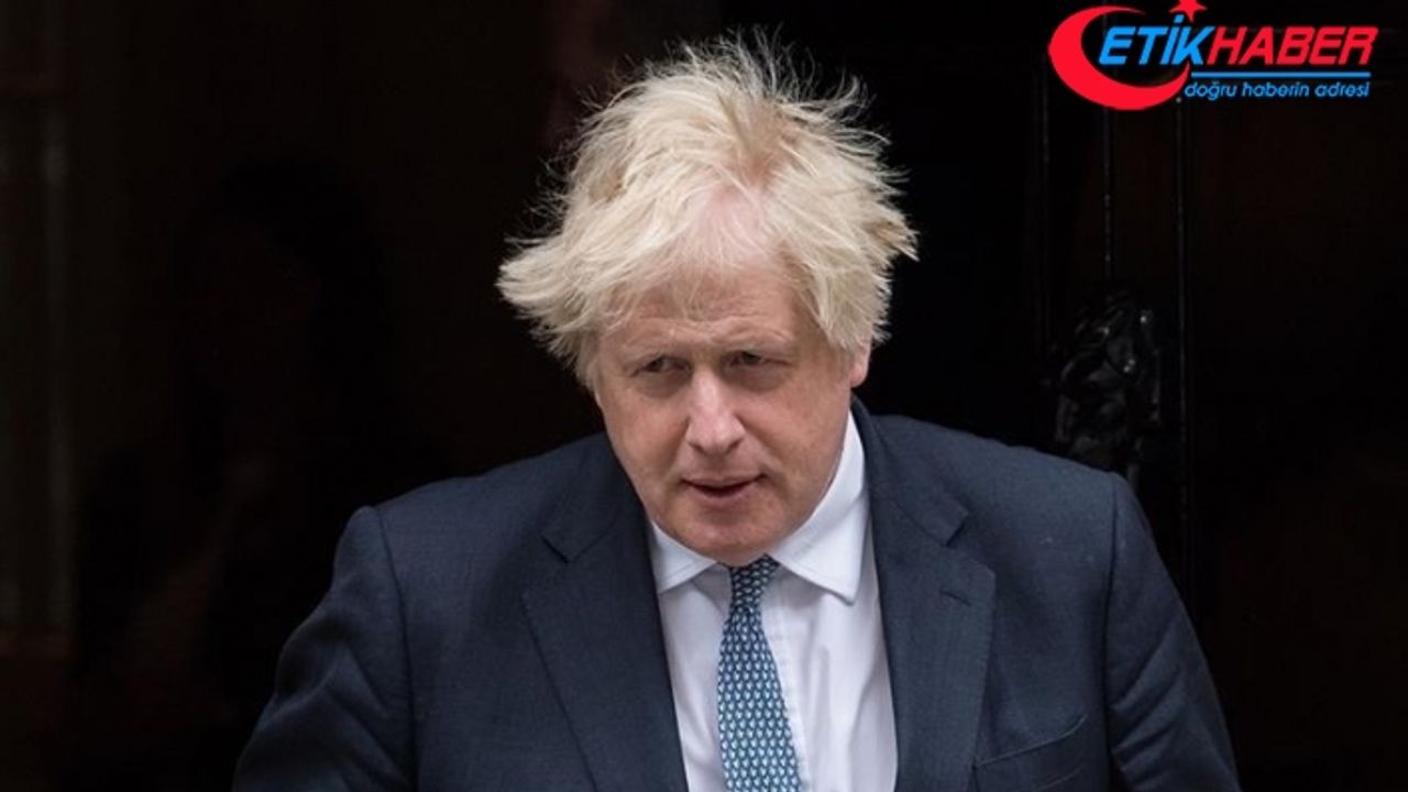 İstifa baskısı altındaki İngiltere Başbakanı Johnson görevine devam edeceğini söyledi