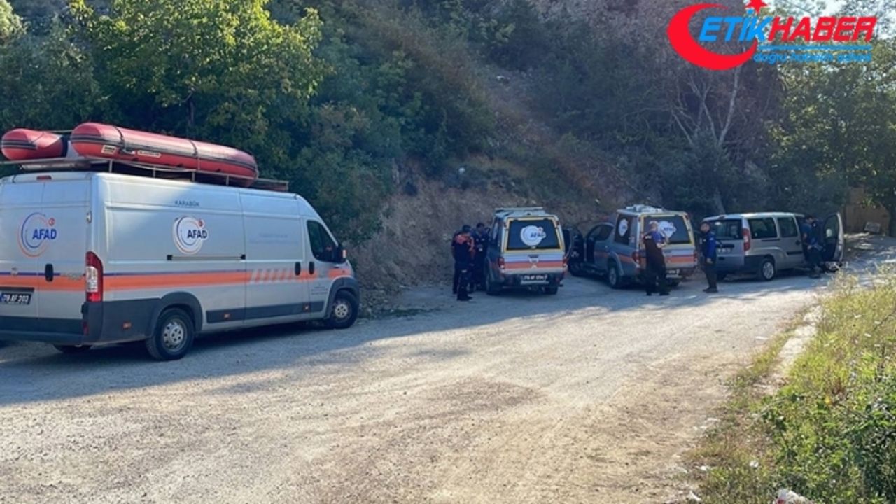 Karabük'te kanyonda mahsur kalan 2 kişiye ulaşılmaya çalışılıyor