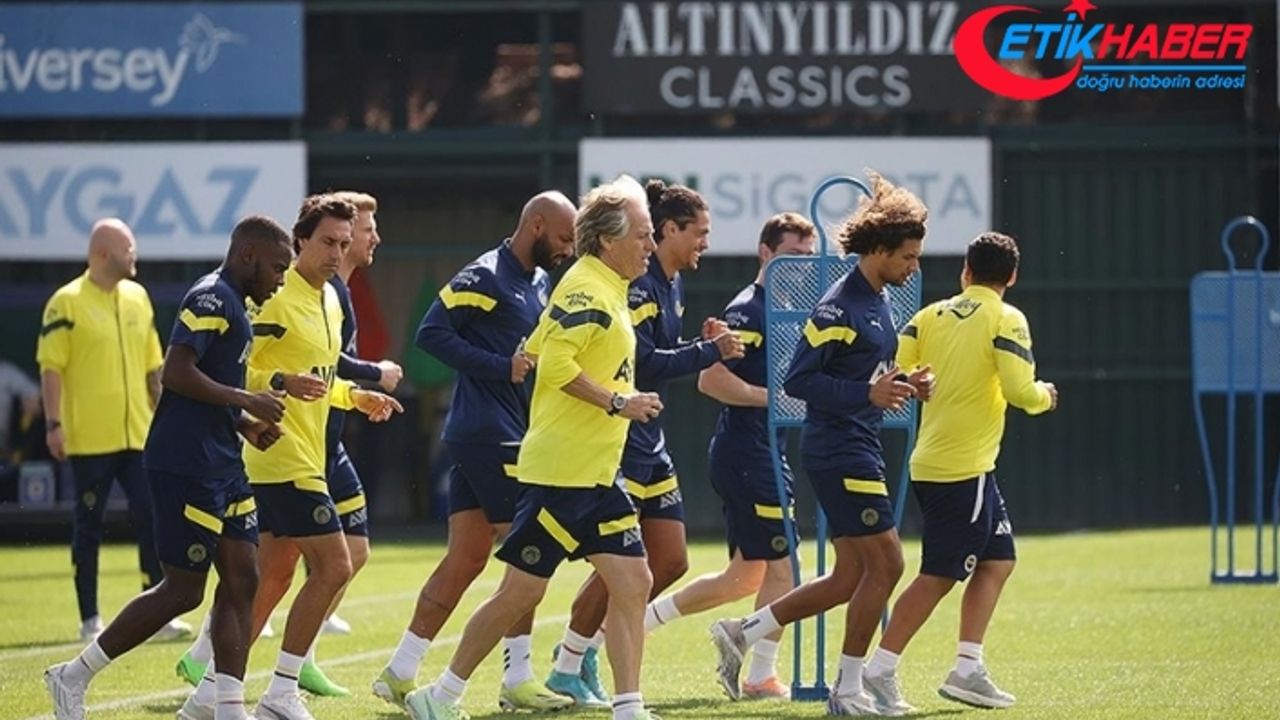 Fenerbahçe, AEK Larnaca maç kamp kadrosunu açıkladı