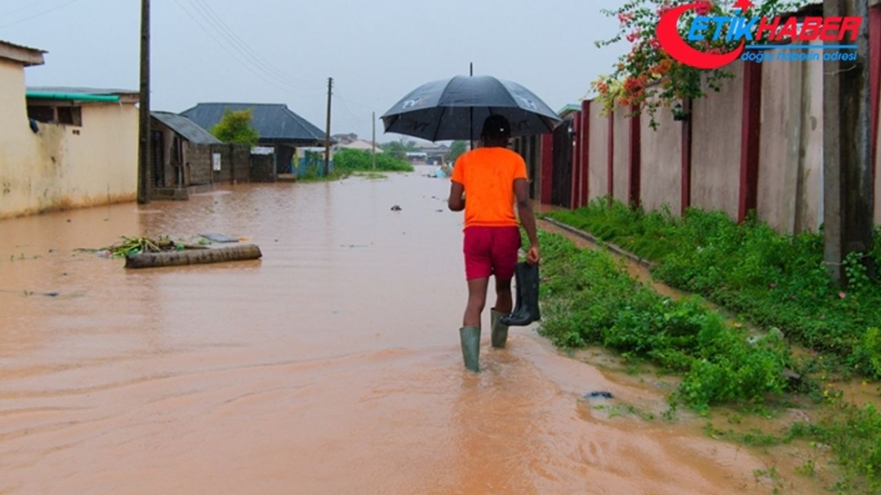 Nijerya'da şiddetli yağışların yol açtığı sellerde bu yıl ölenlerin sayısı 372'ye yükseldi