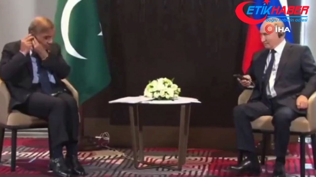 Pakistan Başbakanı Şerif’in Putin’le görüşmesinde kulaklıkla sınavı