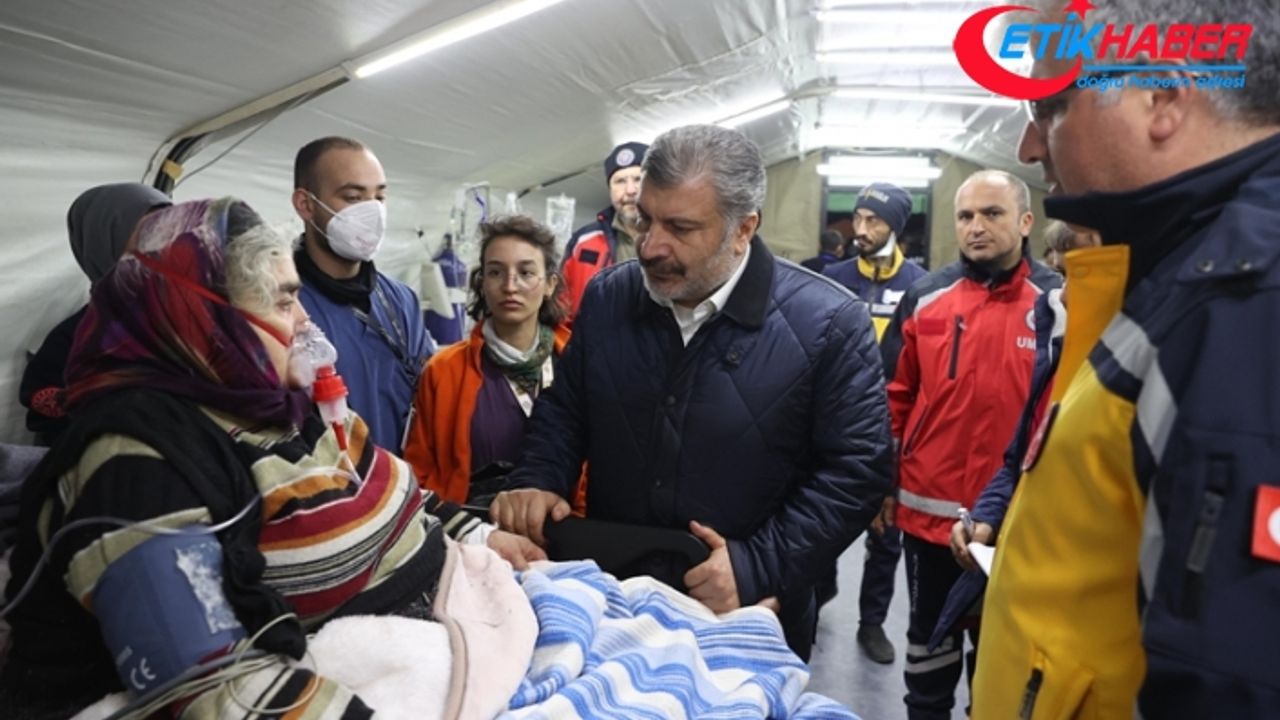 Sağlık Bakanı Koca, Hatay merkezli depremde 18'i ağır, 294 kişinin yaralandığını bildirdi