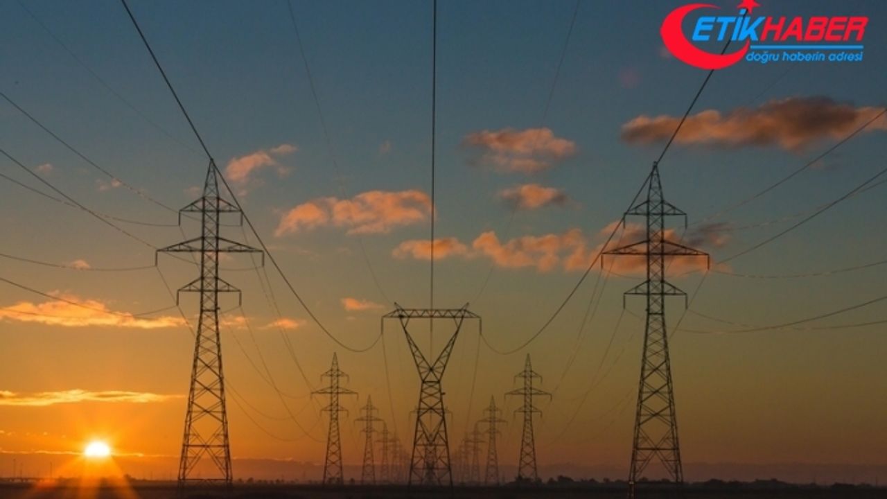 EPDK, serbest piyasada elektrik tavan fiyatını 2 bin 600 liraya indirdi