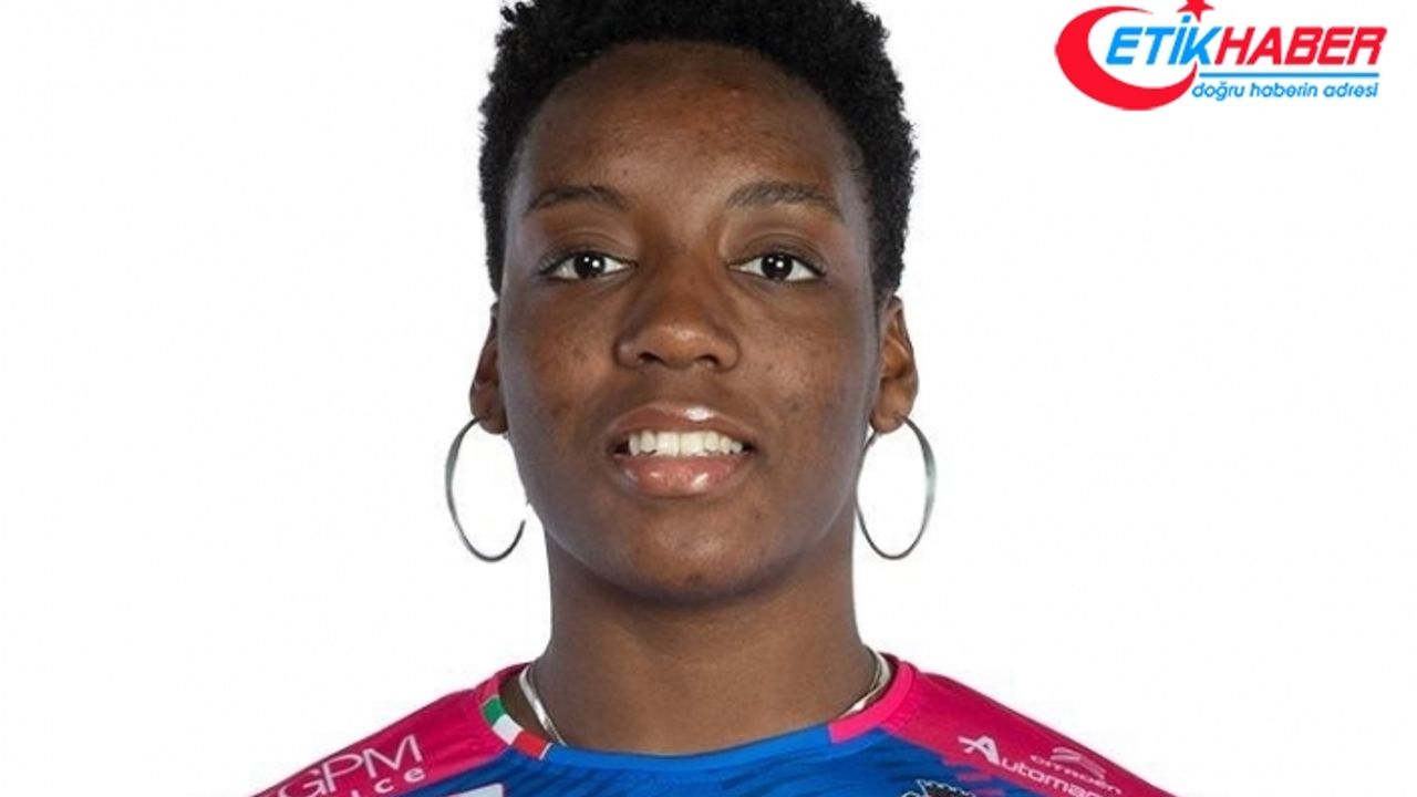 Üsküdar'da otelin 6. katından düşen İtalyan kadın voleybolcu öldü