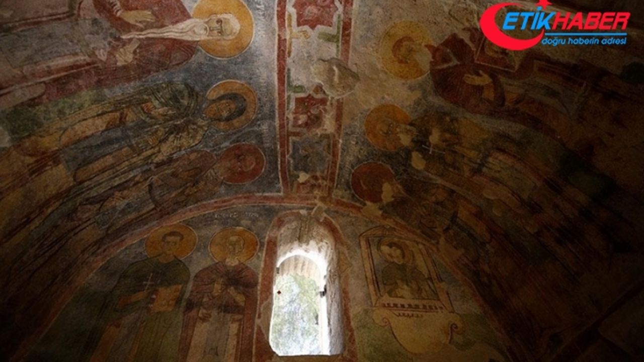 Hristiyanların hac merkezlerinden Aziz Nikolaos Kilisesi'nde ziyaretçi sayısı artıyor
