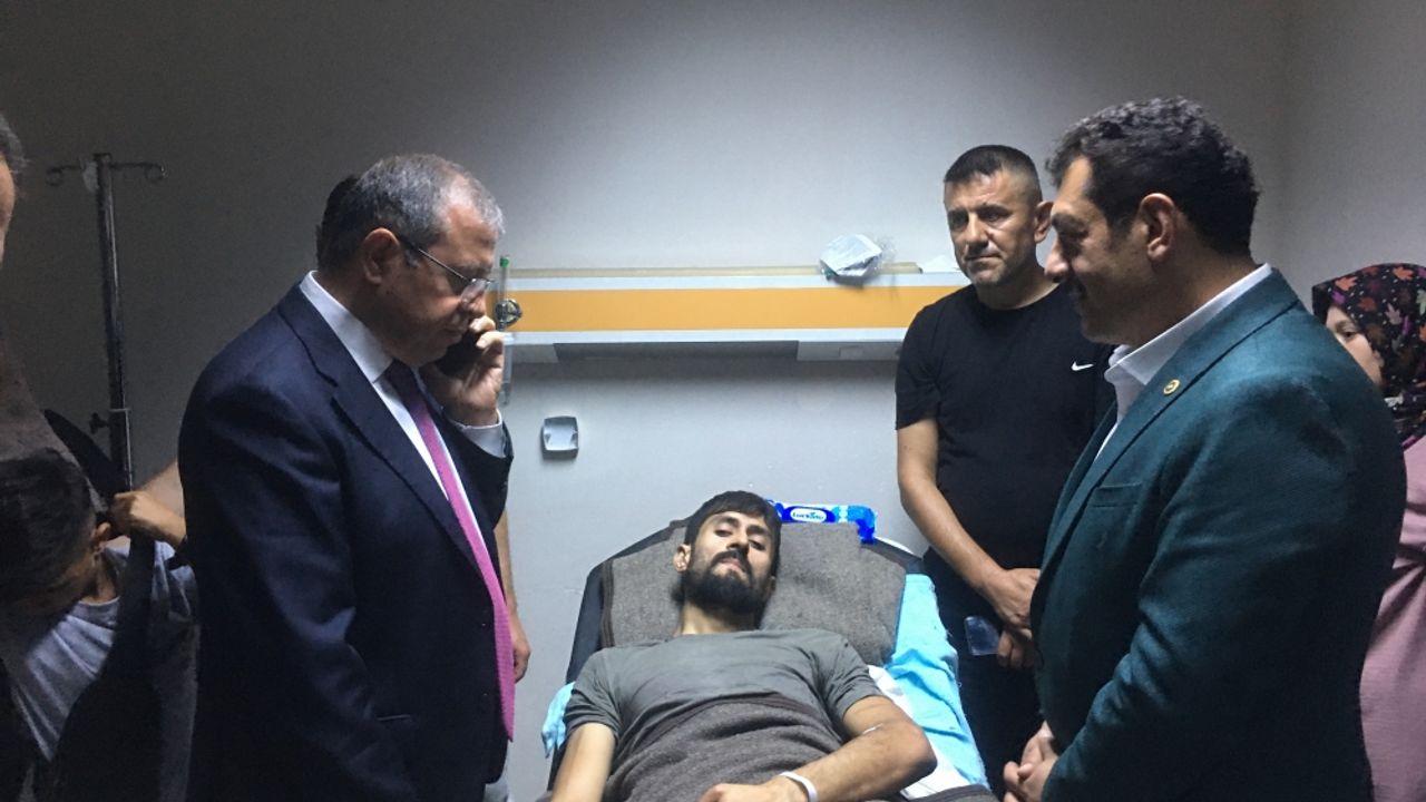 Enerji ve Tabii Kaynaklar Bakan Yardımcısı Tancan, Zonguldak'ta yaralı madencileri ziyaret etti