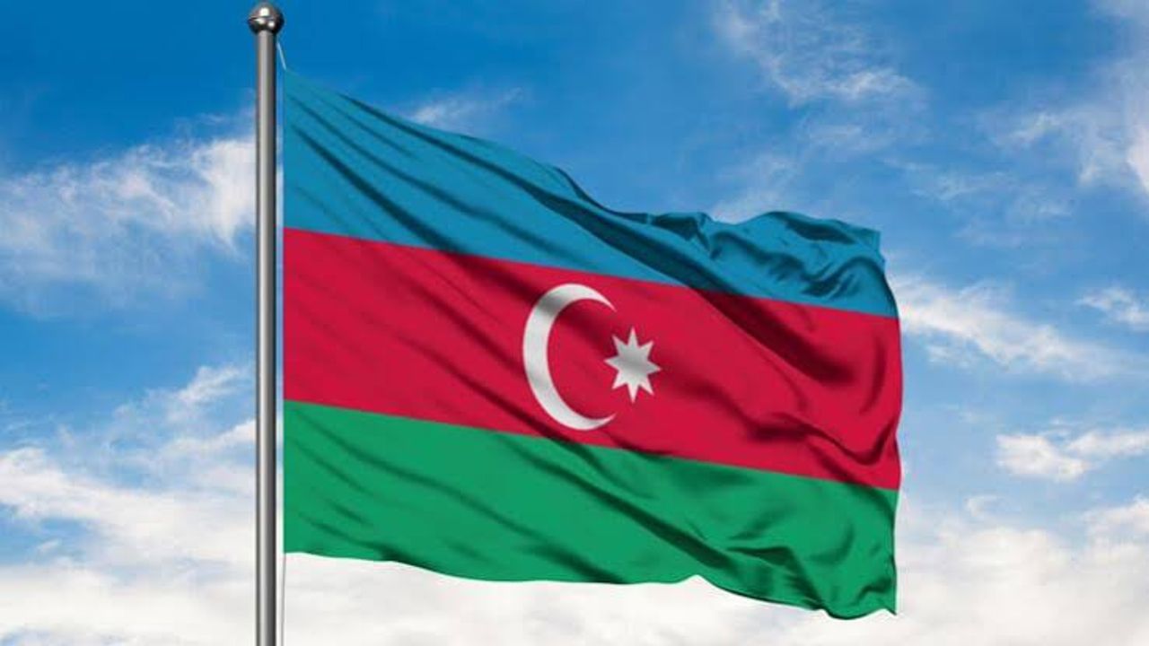 Azerbaycan: Ağdam istikametindeki mevzilerimiz farklı kalibreli silahlarla yoğun ateş altında