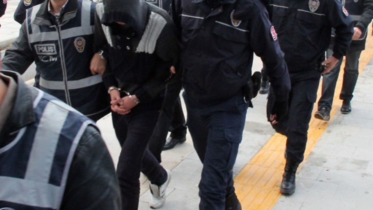 Ankara merkezli 5 ilde FETÖ operasyonu: 10 gözaltı