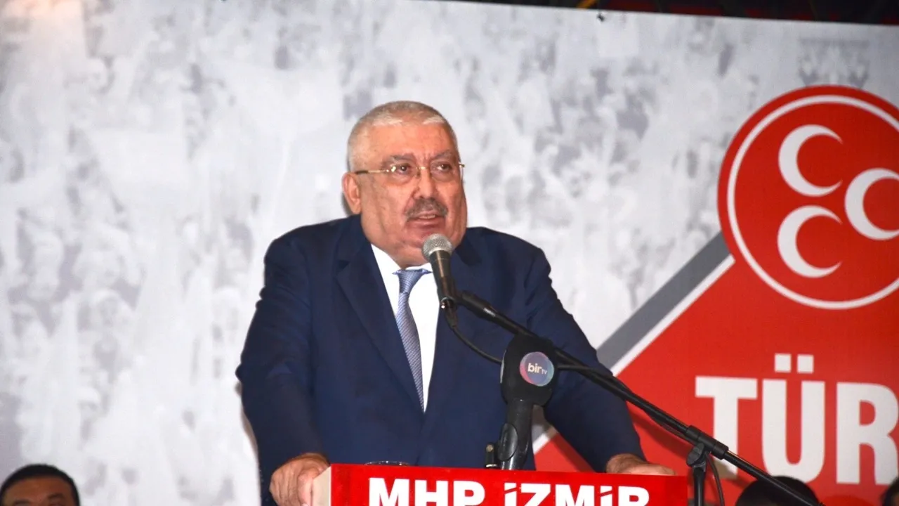MHP'li Yalçın, partisinin İzmir kongresinde konuştu: