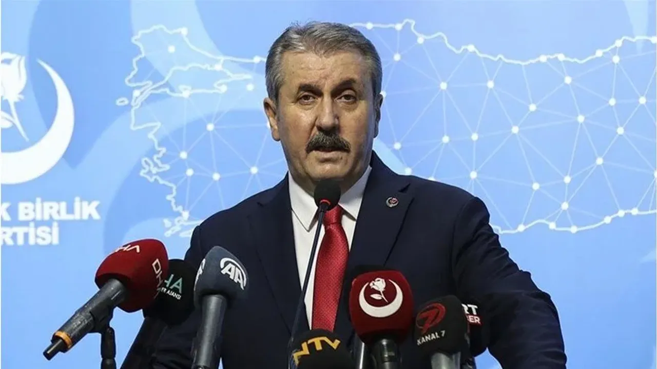 BBP Genel Başkanı Destici'den Avrupa Parlamentosunun "2022 Türkiye Raporu"na tepki: