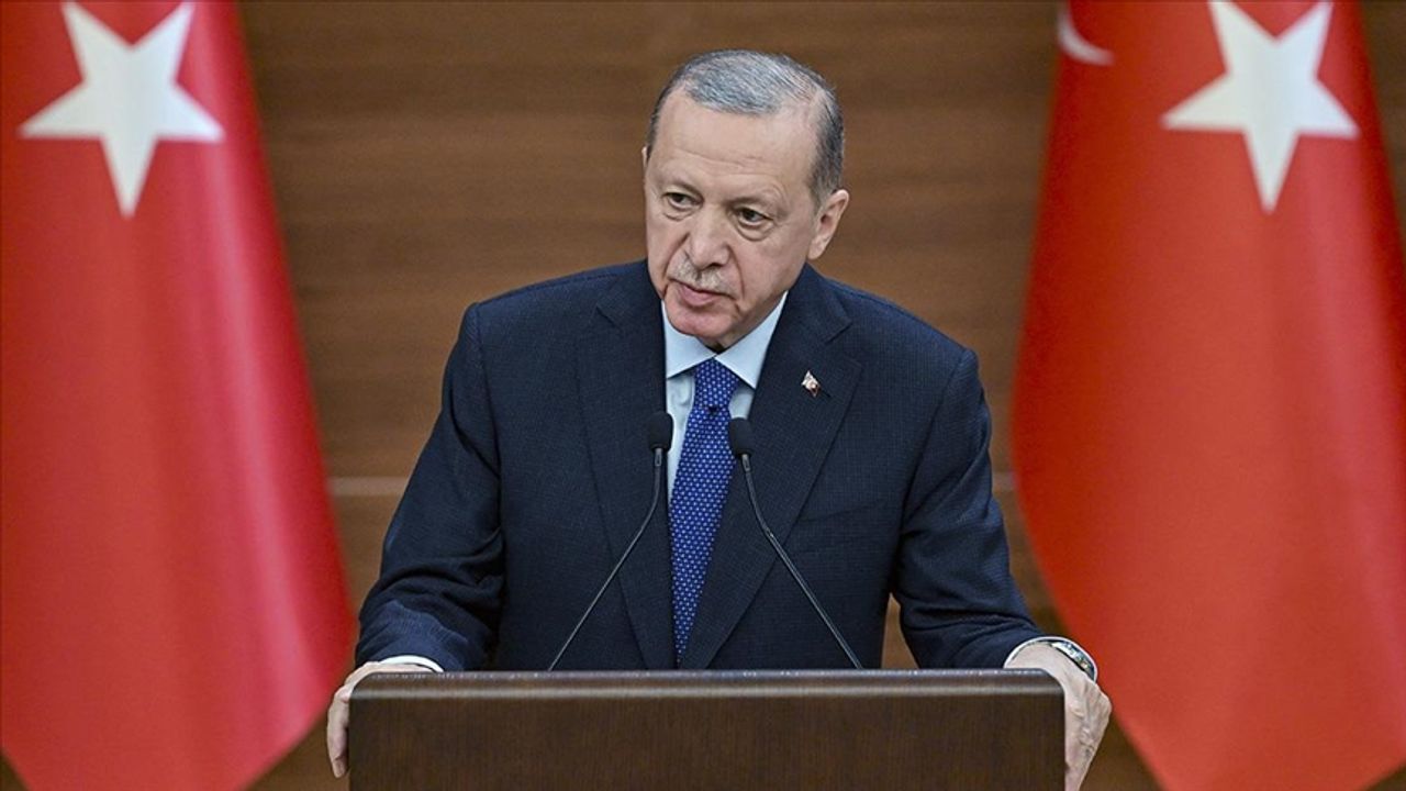 Cumhurbaşkanı Erdoğan: Milletimizin bekasına yönelik her bir tehdidin üzerine titizlikle gideceğiz