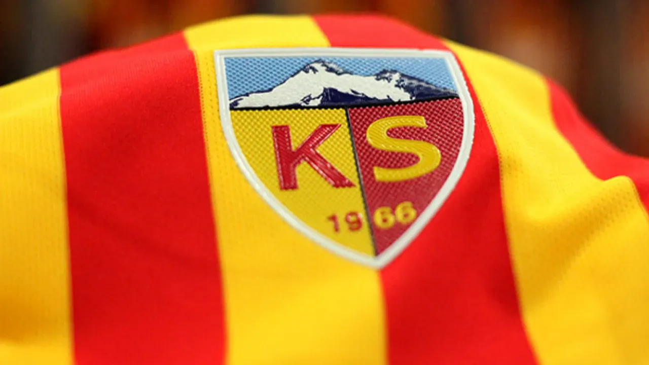 Transfer yasağı kalkan Kayserispor, 6 futbolcuyu kadrosuna kattı