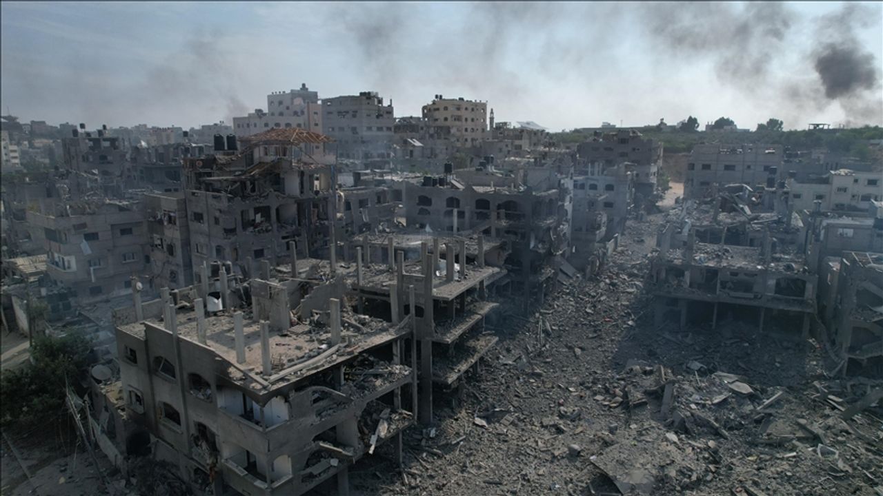 İsrail'in Gazze'ye saldırılarında ölenlerin sayısı 25 bin 490'a çıktı