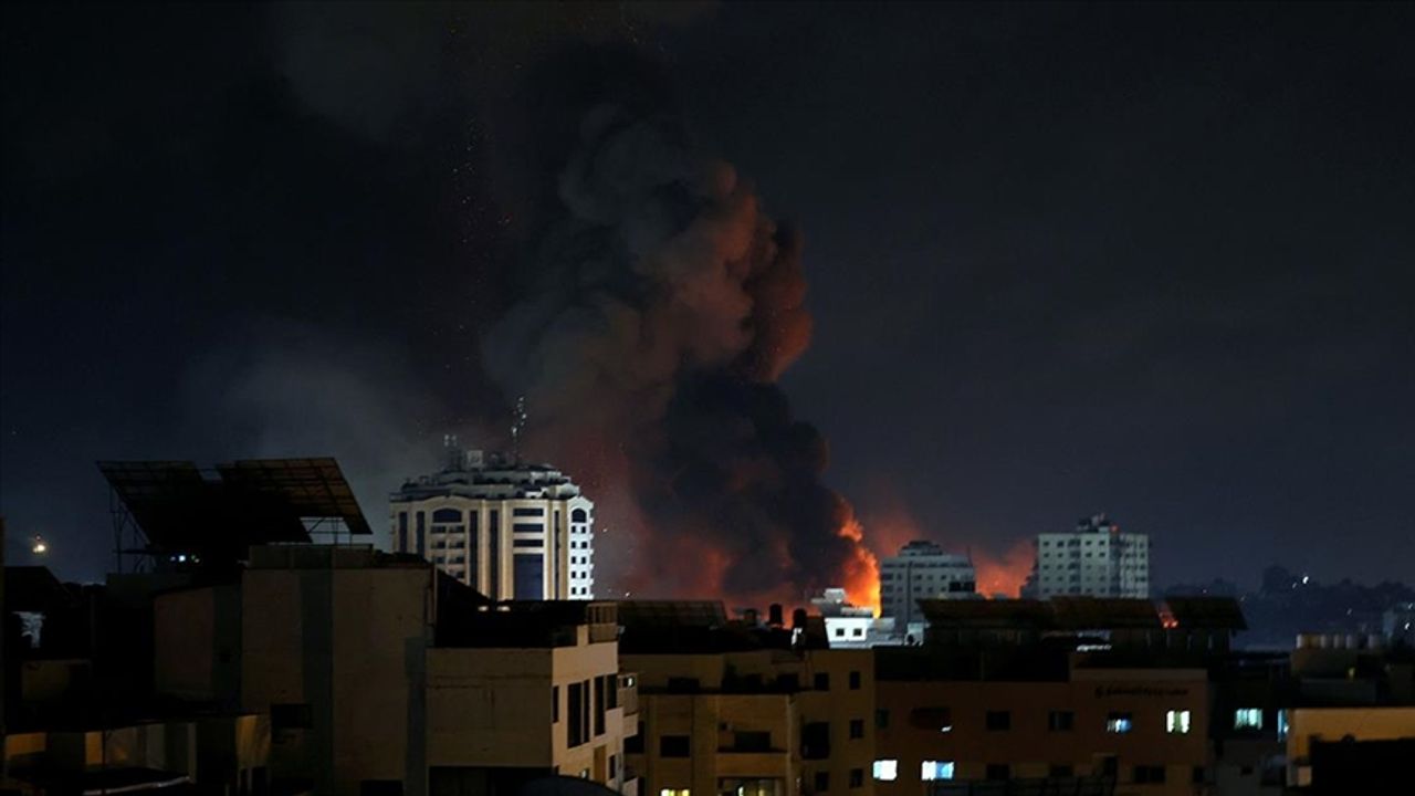 Gazze’de can kaybı 25 bin 295’e yükseldi