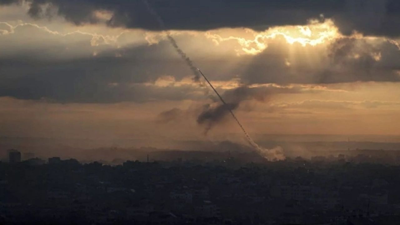 İsrail, Lübnan'ın güneyine füze saldırısı düzenledi