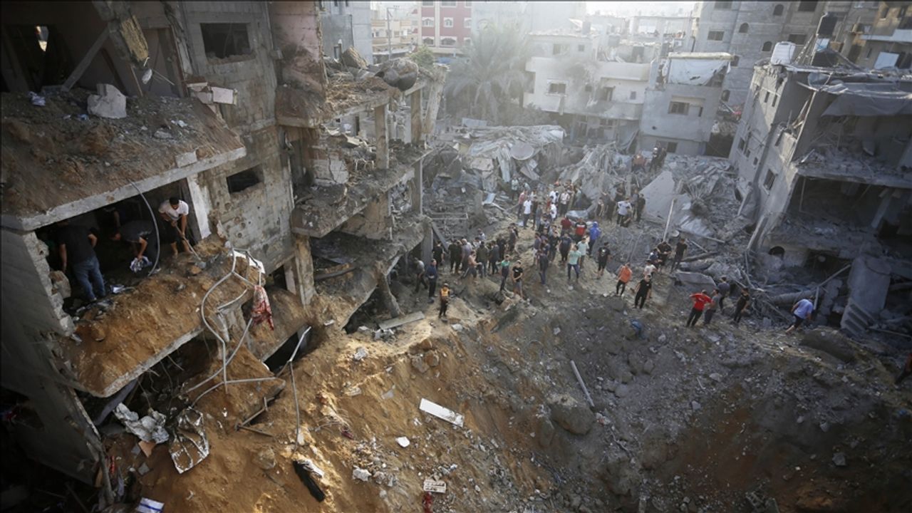 İsrail'in Gazze saldırılarında öldürülen Filistinlilerin sayısı, 23 bin 210'a yükseldi