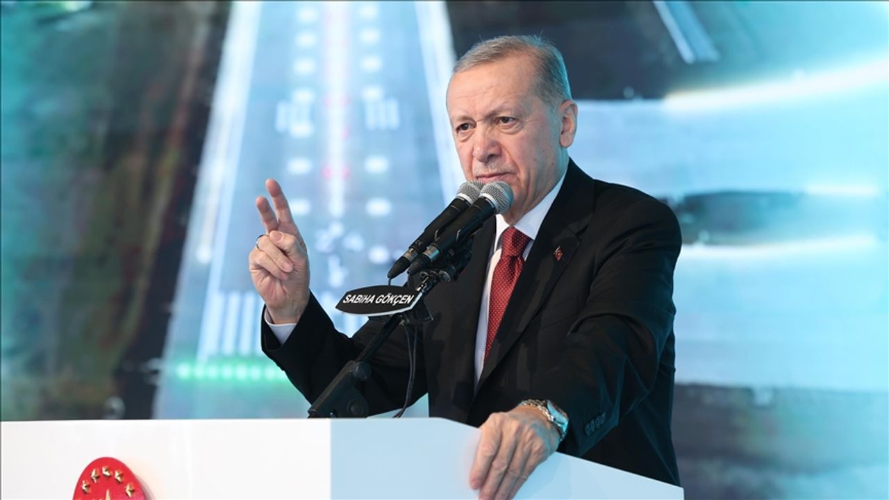 Cumhurbaşkanı Erdoğan: İstanbul'da tamamlanan raylı sistem ağlarının uzunluğu 338,5 kilometreye çıkıyor