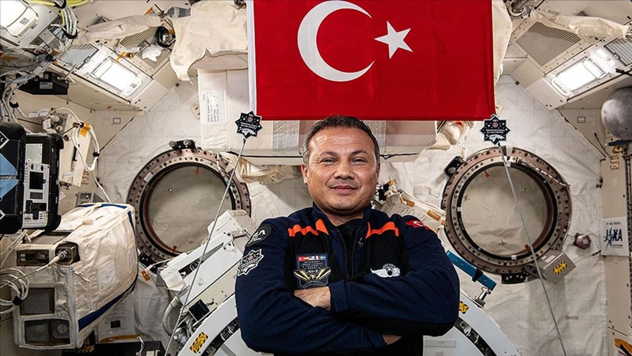 Astronot Gezeravcı'nın Yörük kültürüne ait eşyaları belli oldu: Kirmen ve nazar boncuğu
