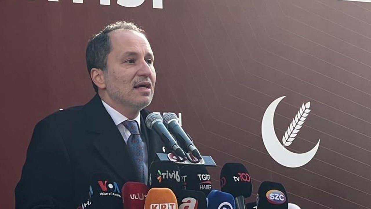 Yeniden Refah Partisi Genel Başkanı Erbakan: “Kendi adaylarımızı göstermek yönünde karar almış bulunuyoruz“