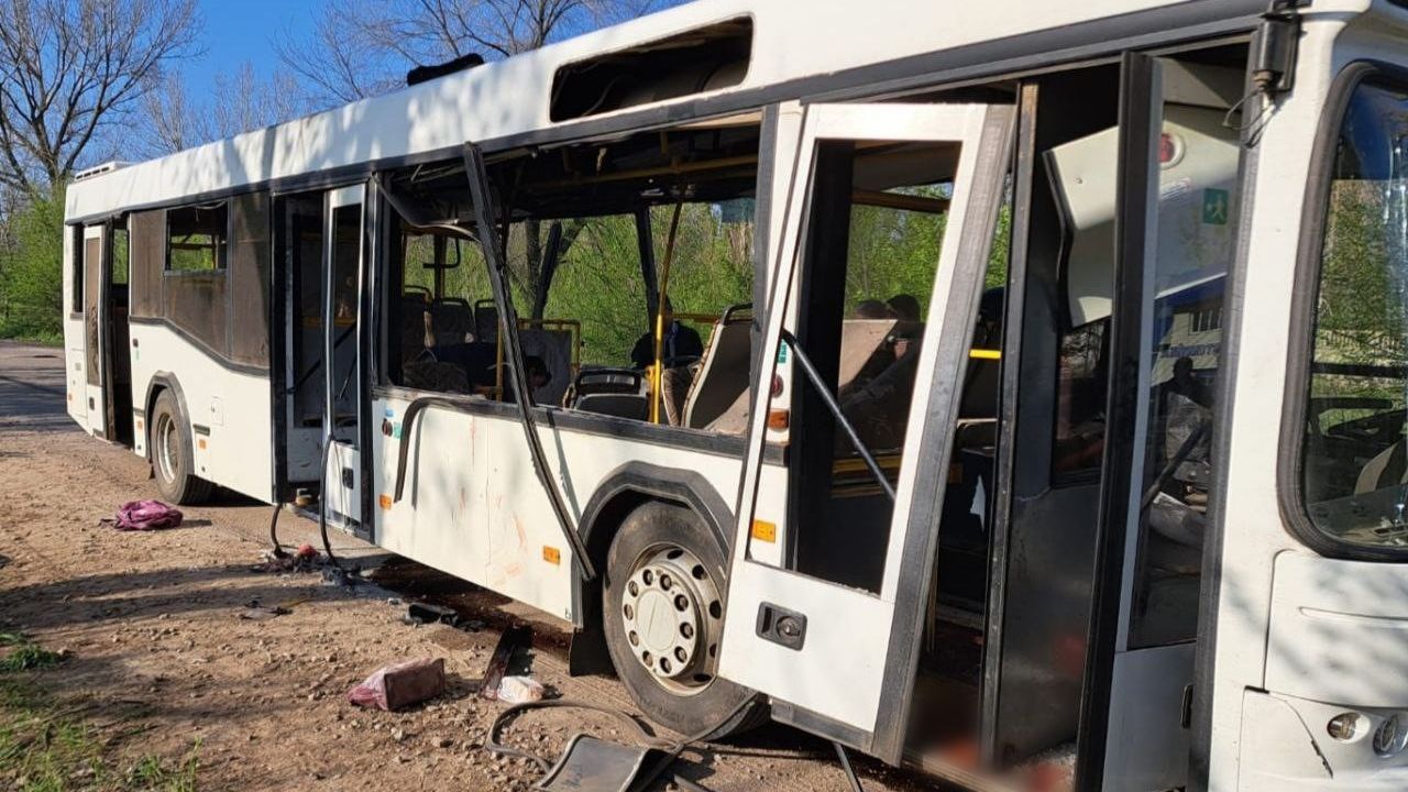Rusya, Ukrayna’da sivilleri taşıyan otobüsü vurdu: 9 ölü, 30 yaralı