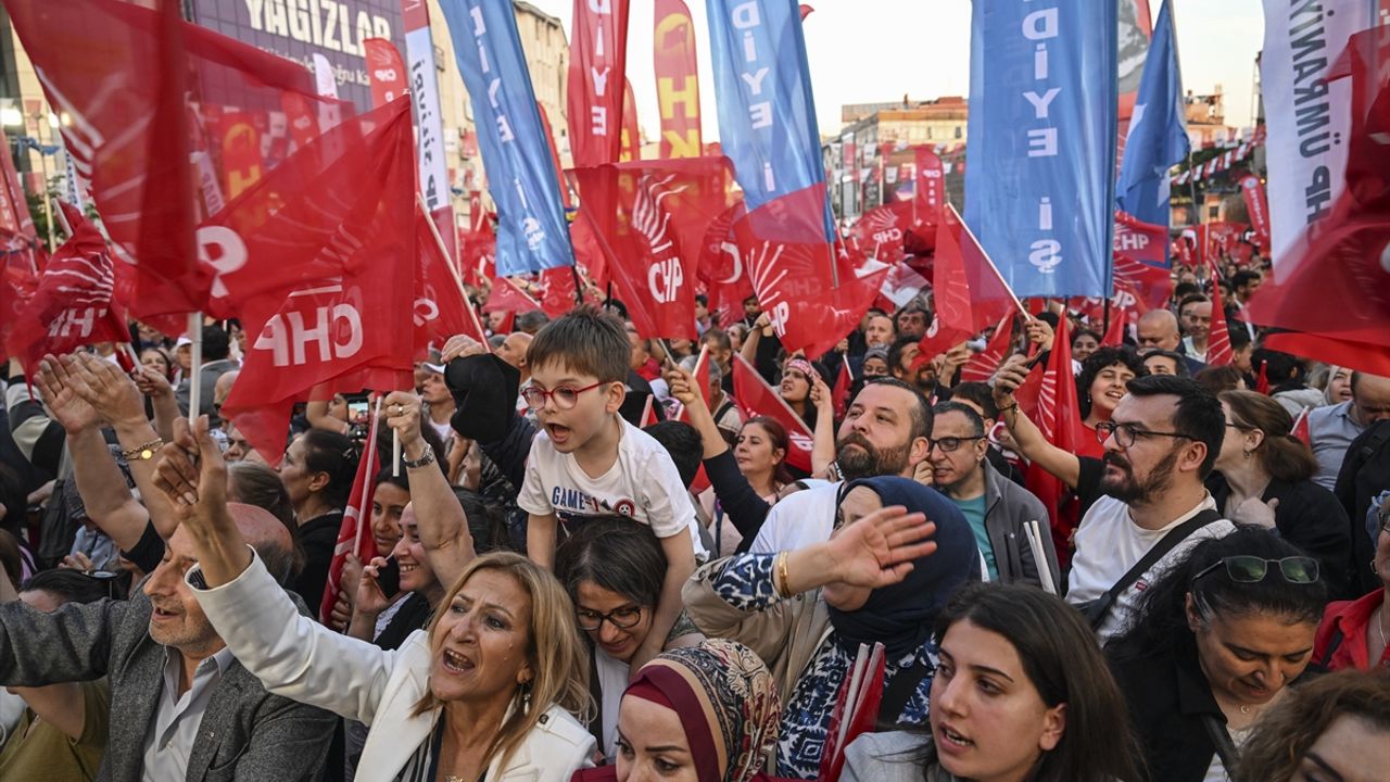 CHP Genel Başkanı Özel, partisinin Esenler mitinginde konuştu: