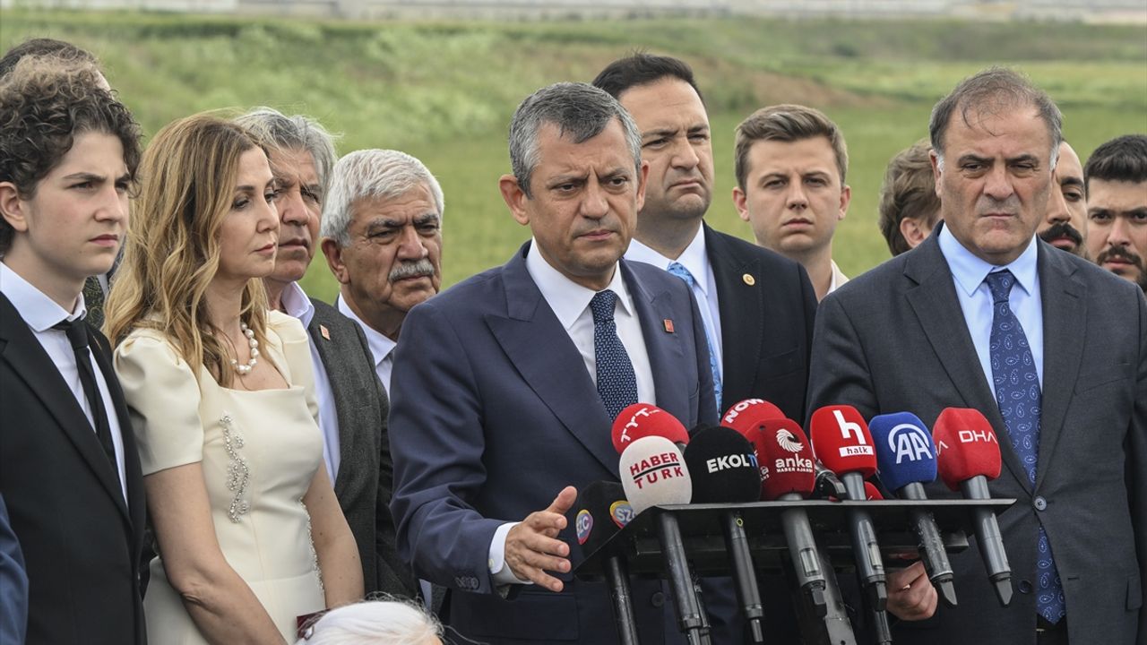 CHP Genel Başkanı Özel'den İmamoğlu'na cezaevinde ziyaret