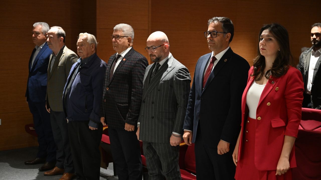 Edirne'de Kırkpınar Yağlı Güreşleri sempozyumda konuşuldu