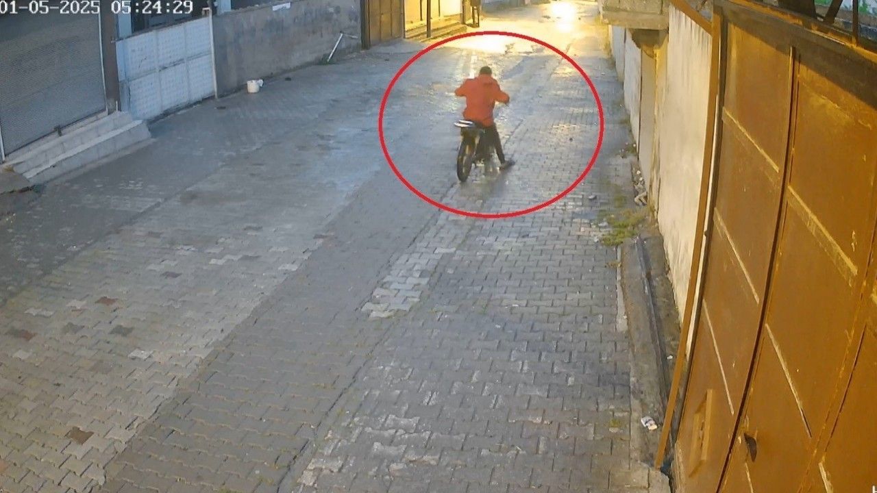 Çaldığı motosiklet arızalanınca park edip, başka motosiklet çalan hırsız polisten kaçamadı