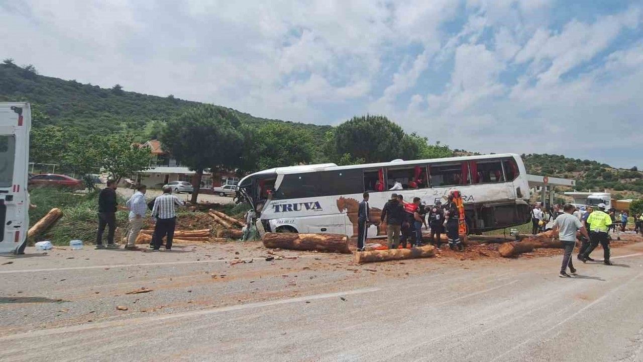 Çanakkale’de otobüs kazası: 6 ölü