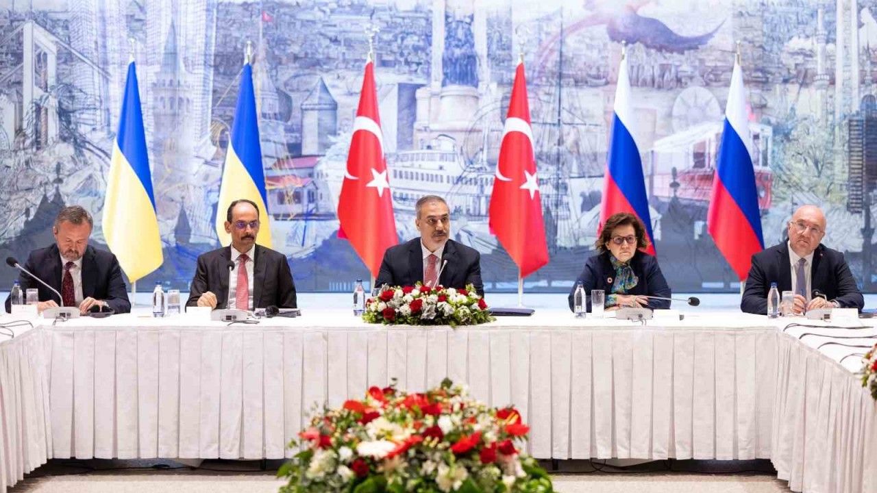 Dışişleri Bakanı Hakan Fidan: "Barış yolunda ilerlemek için fırsatı değerlendirmek zorundayız"
